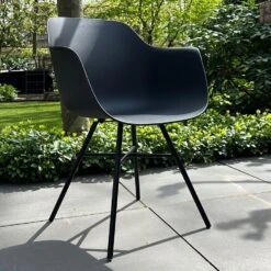 Nolon Noa-Puk Kunststof Tuinstoel Zwart - Zwart Onderstel -VIDAXL Winkel 3809403202b548ff9fb8a410fc5cb85f