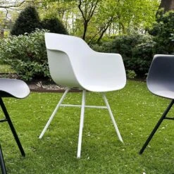 Nolon Noa-Puk Kunststof Tuinstoel Wit - Wit Onderstel -VIDAXL Winkel ed6888364a8c4f55b39d533cb880f4fd